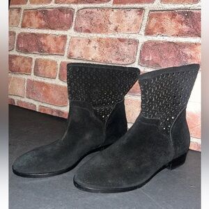 Michael Kors Leather Perforated Sunny Flat Ankle Boots Black Size 5.5